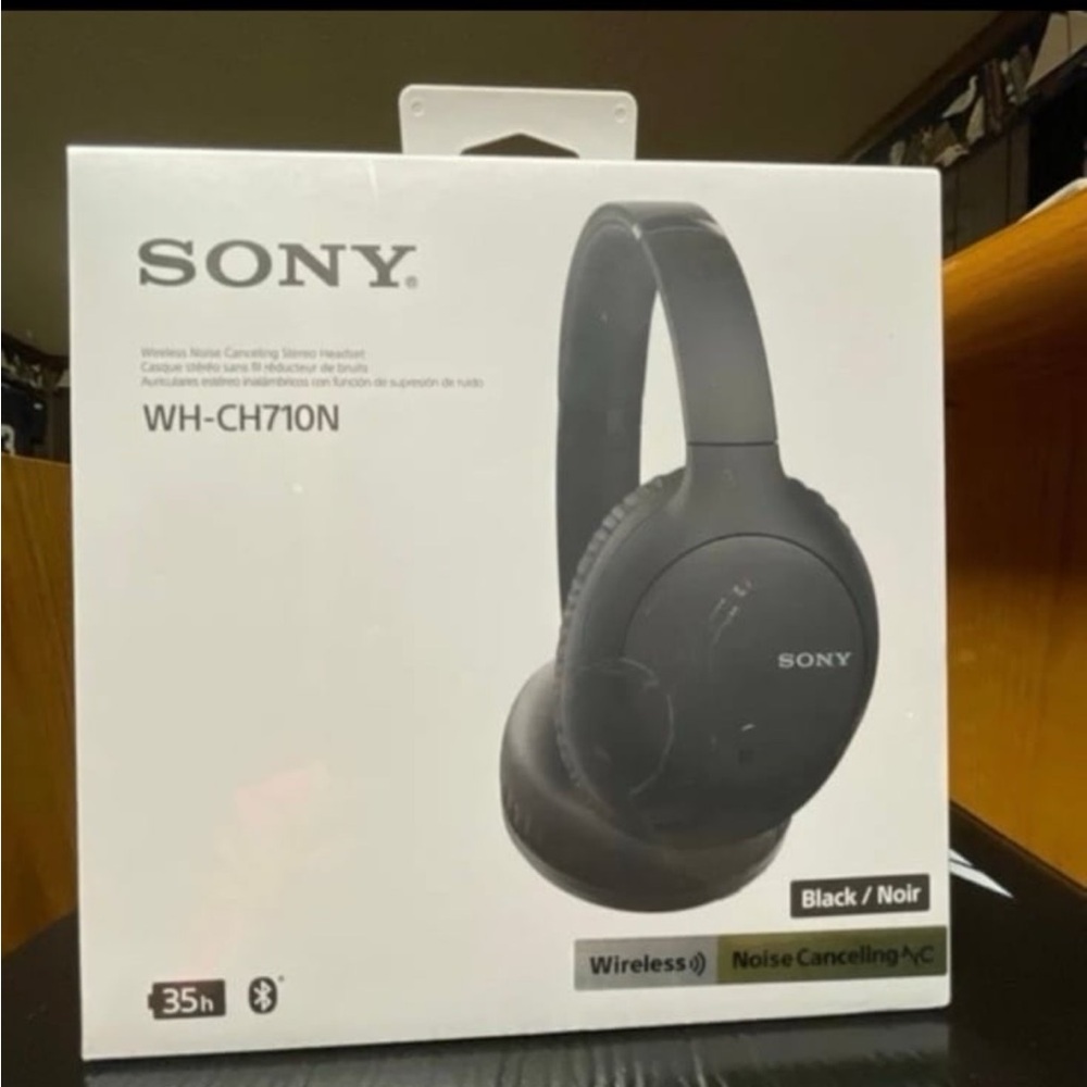 Sony Wireless Noise Canceling Stereo Headset